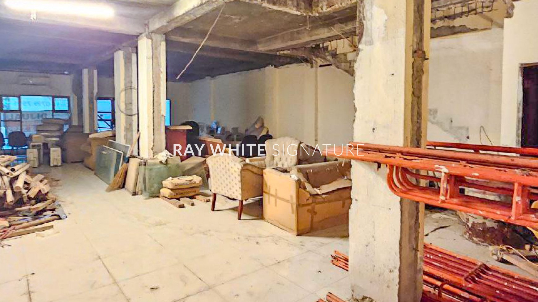 Rumah Hitung Tanah Area Cipete