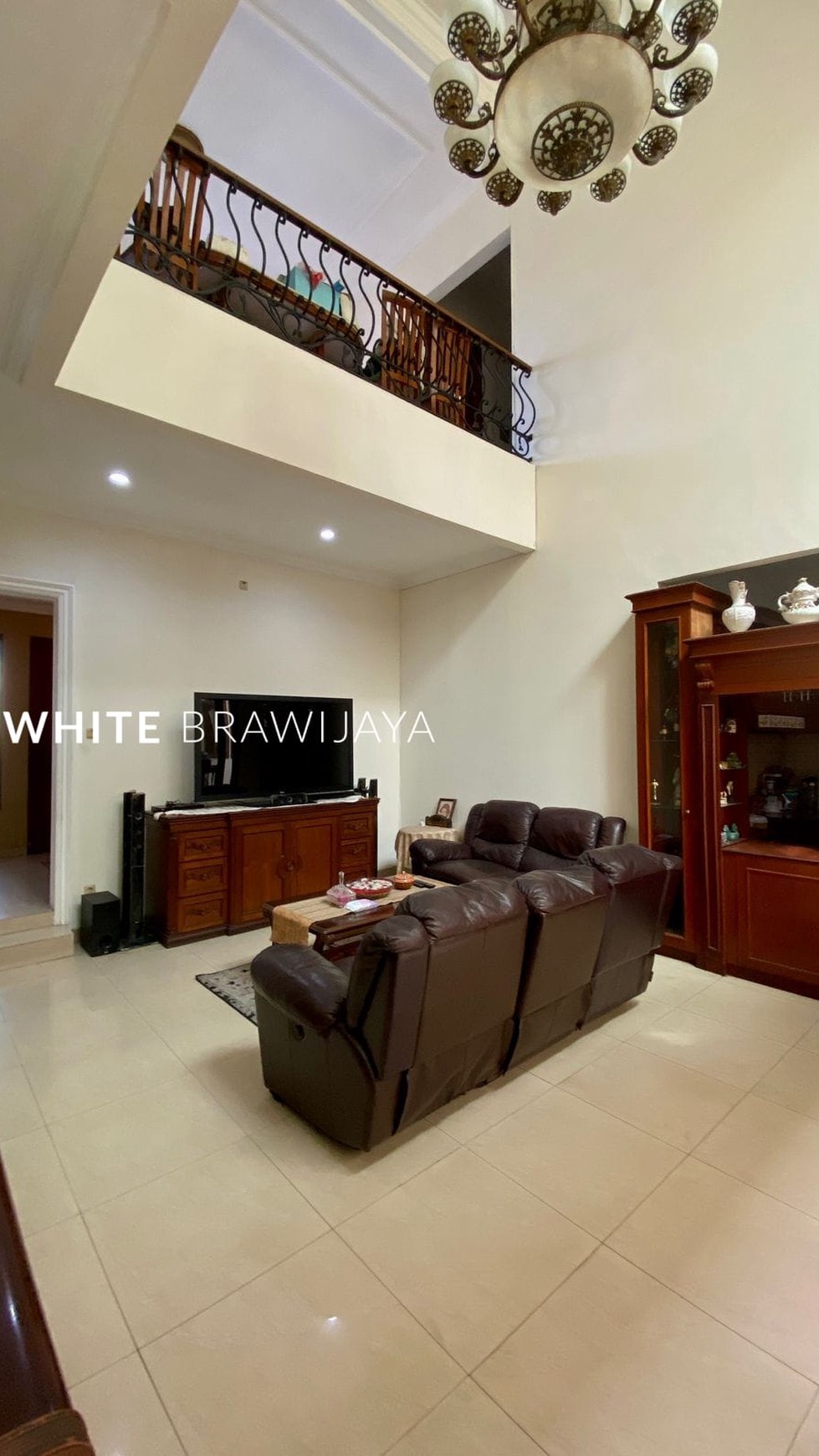 Rumah Hitung Tanah Area Cipete