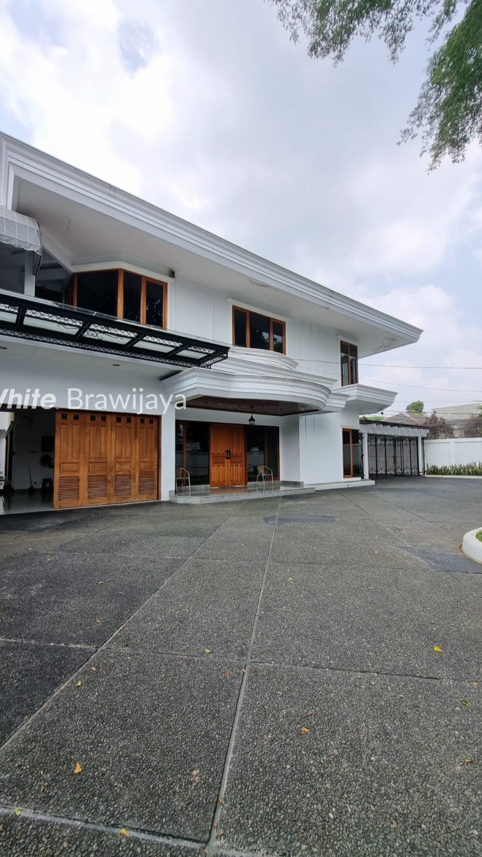 Rumah Hitung Tanah Area Cipete