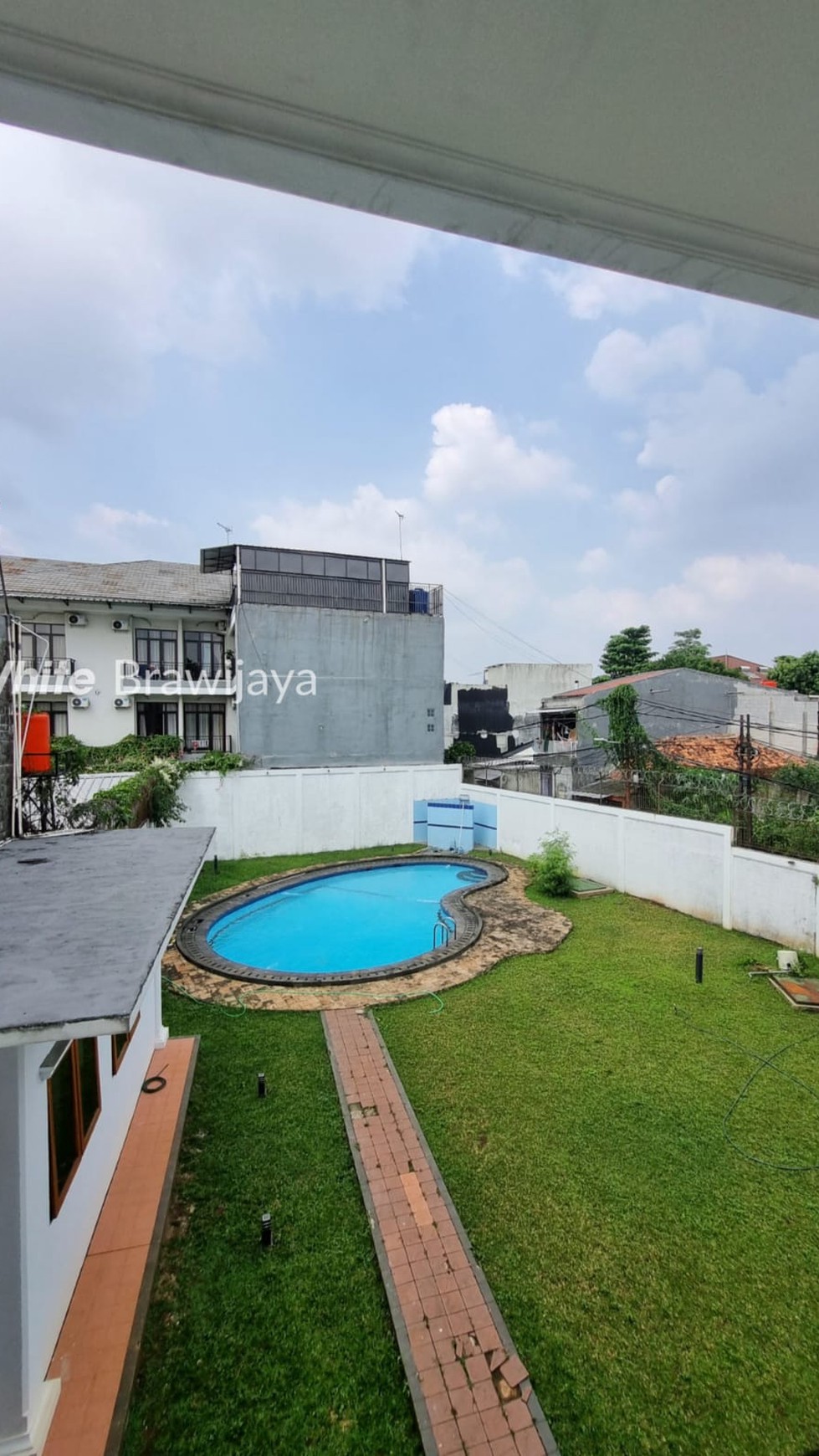 Rumah Hitung Tanah Area Cipete