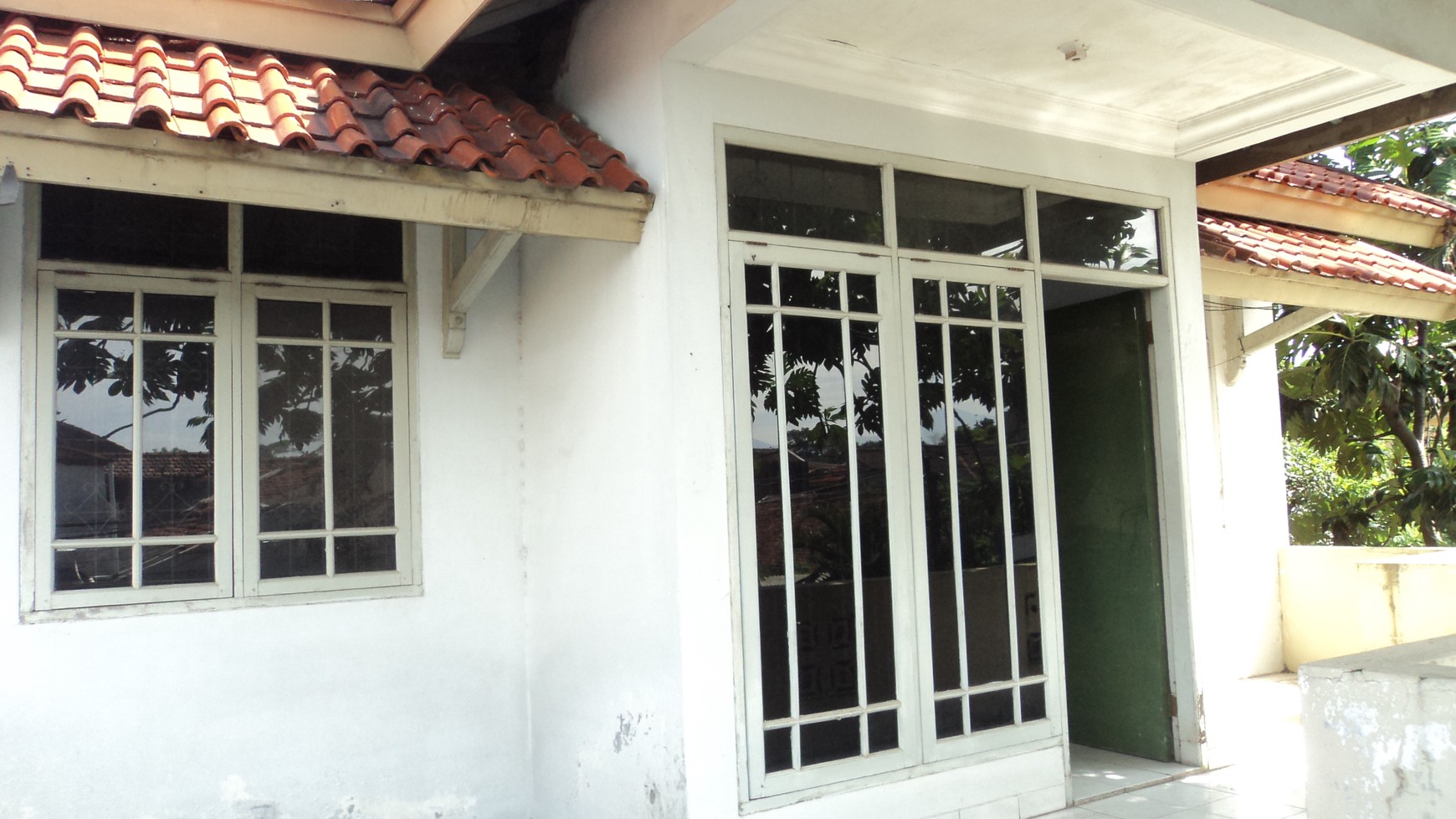 RUMAH TENGAH KOTA ~ SAYAP BKR/SUKARNO-HATTA