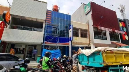 Ruko Boulevard Raya, Kelapa Gading Luas 4,5x17m2