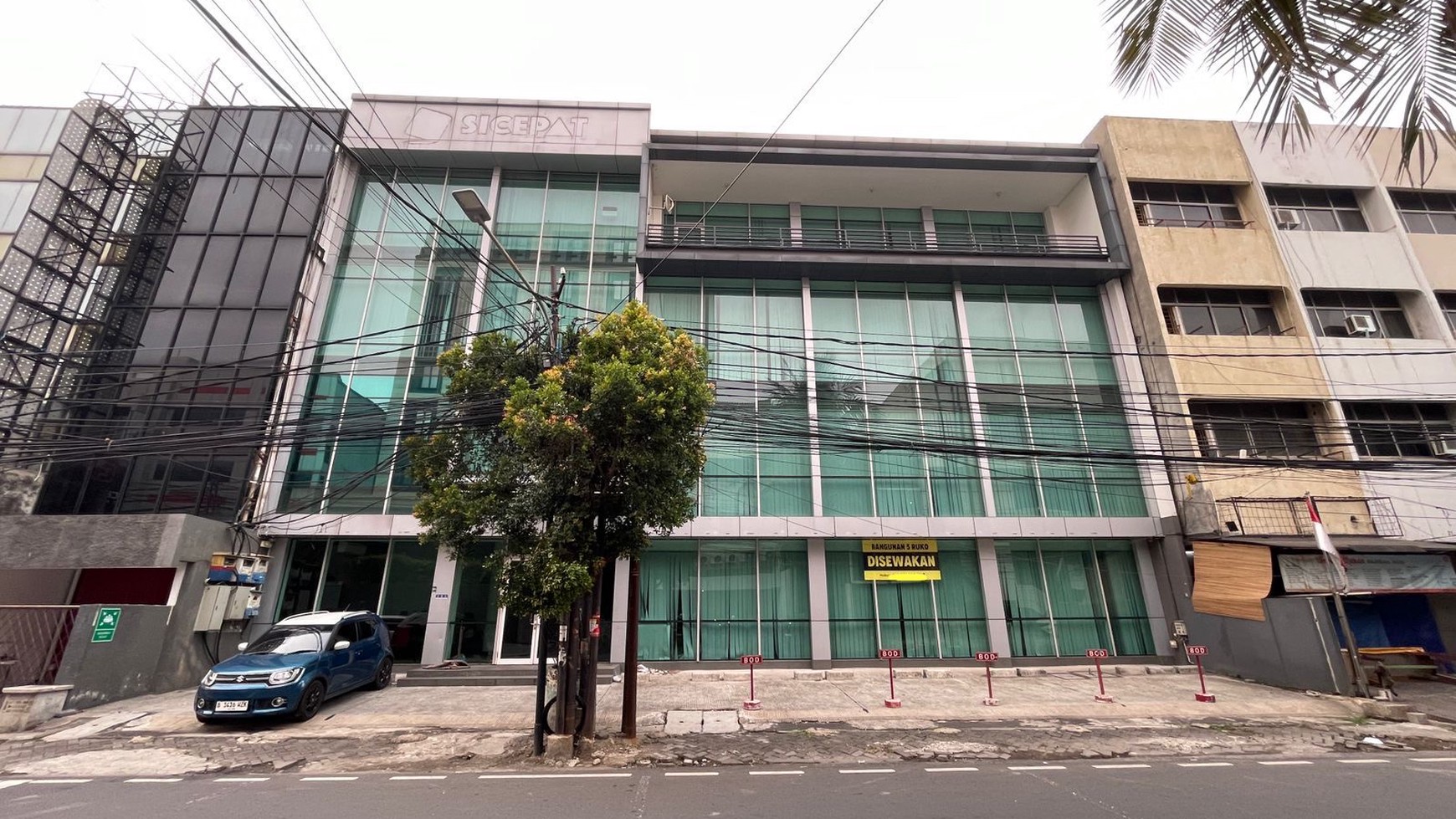 Disewakan Gedung Kantor 5 Unit Ruko Gandeng Di Jalan Juanda, Gambir, Jakarta Pusar