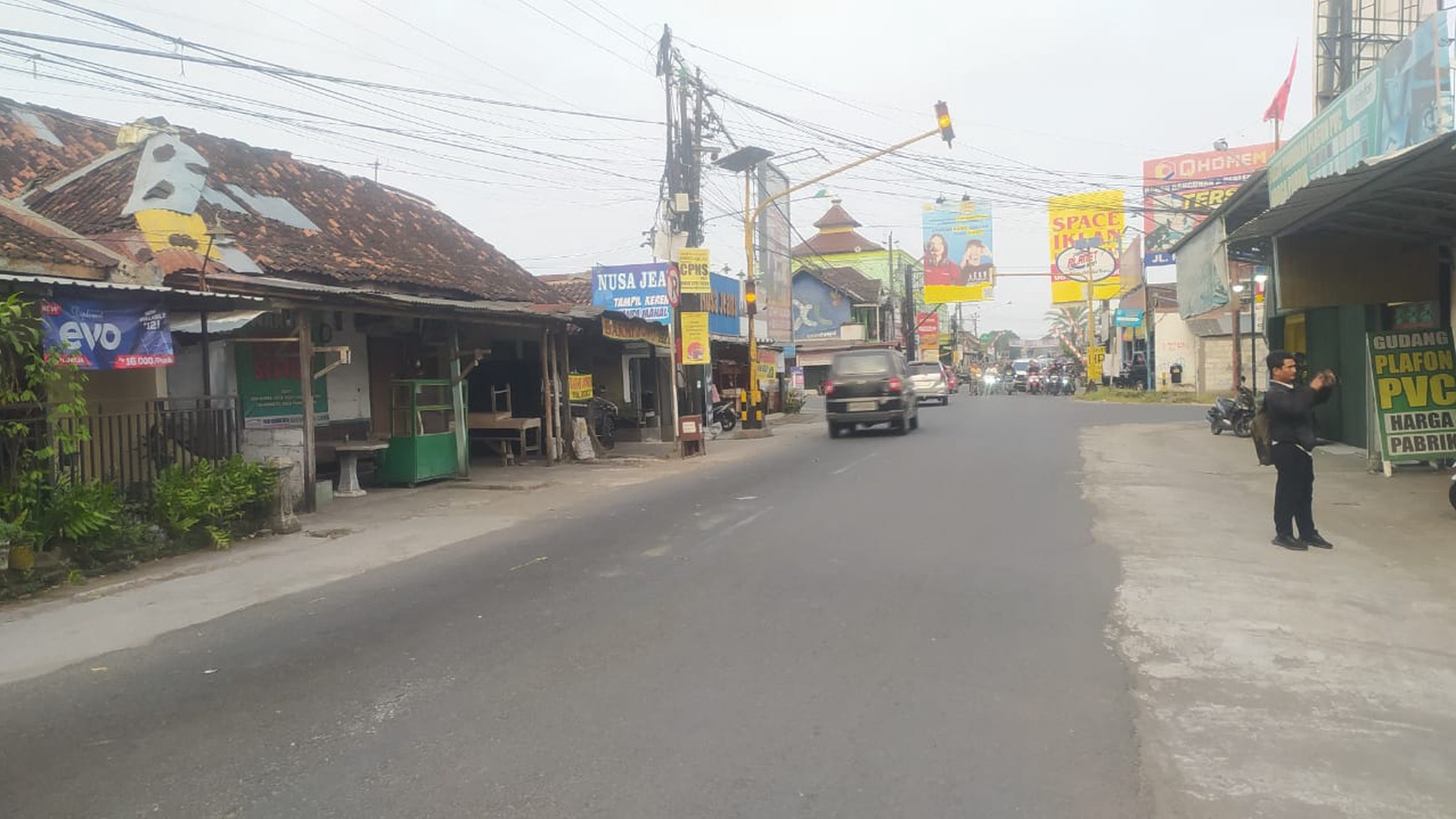 Ruang Usaha Lokasi Strategis di Dekat RSA UGM Gamping Sleman 