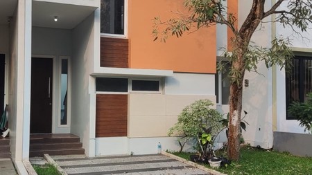 Hot Rent. Rumah Bagus Di Eminent Ingenia, BSD