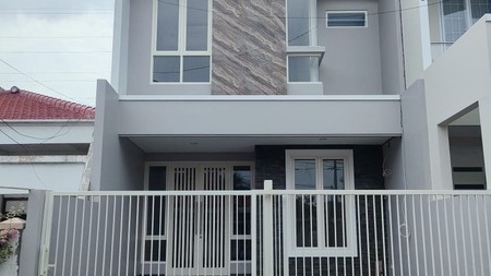 DiJuaL Rumah Baru, modeRn Minimalis,di Surabaya Timur