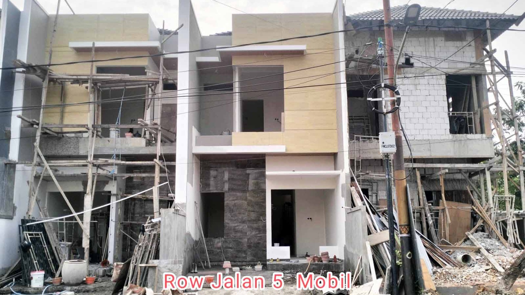 Rumah Baru Gress di Kutisari Indah Selatan Surabaya Selatan, Minimalis, 2 Lantai, ada 2 unit !!!