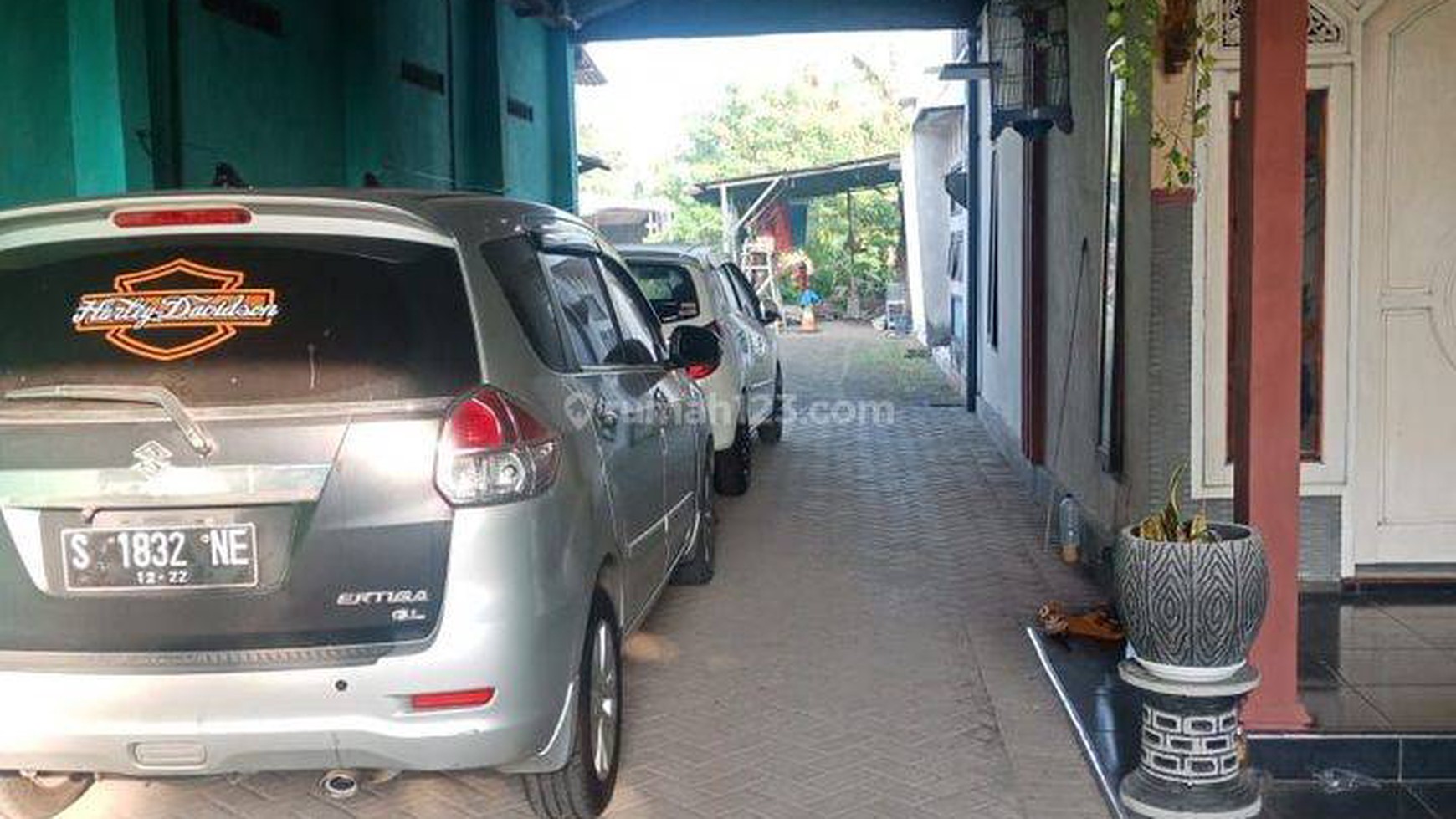 RS37. Dijual Murah Gudang Bonus Rumah di Trowulan, Mojokerto