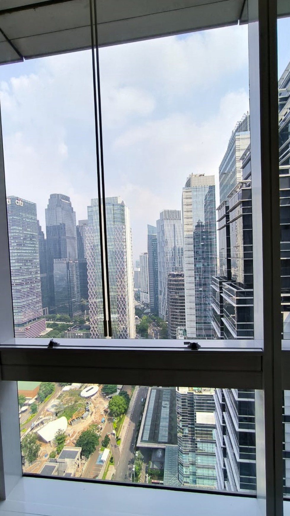 DIJUAL APARTEMEN CAPITAL RESIDENCE KEBAYORAN BARU JAKARTA SELATAN