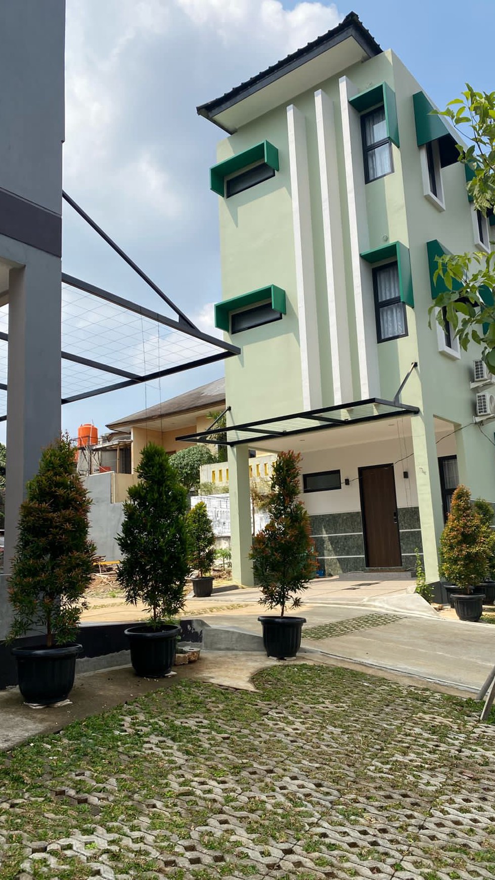 Rumah Baru 3Lantai Cluster Diarea Pasar Minggu, Dekat Akses Toll JORR.