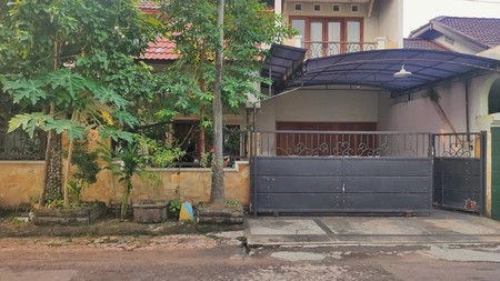 Dijual Rumah Besar Harga Terjangkau di Boulevard Pondok Jati dekat Pusat Kota Sidoarjo