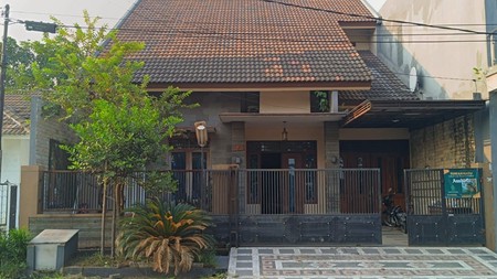 Dijual Rumah Lokasi Strategis di Taman Pondok Jati Sidoarjo