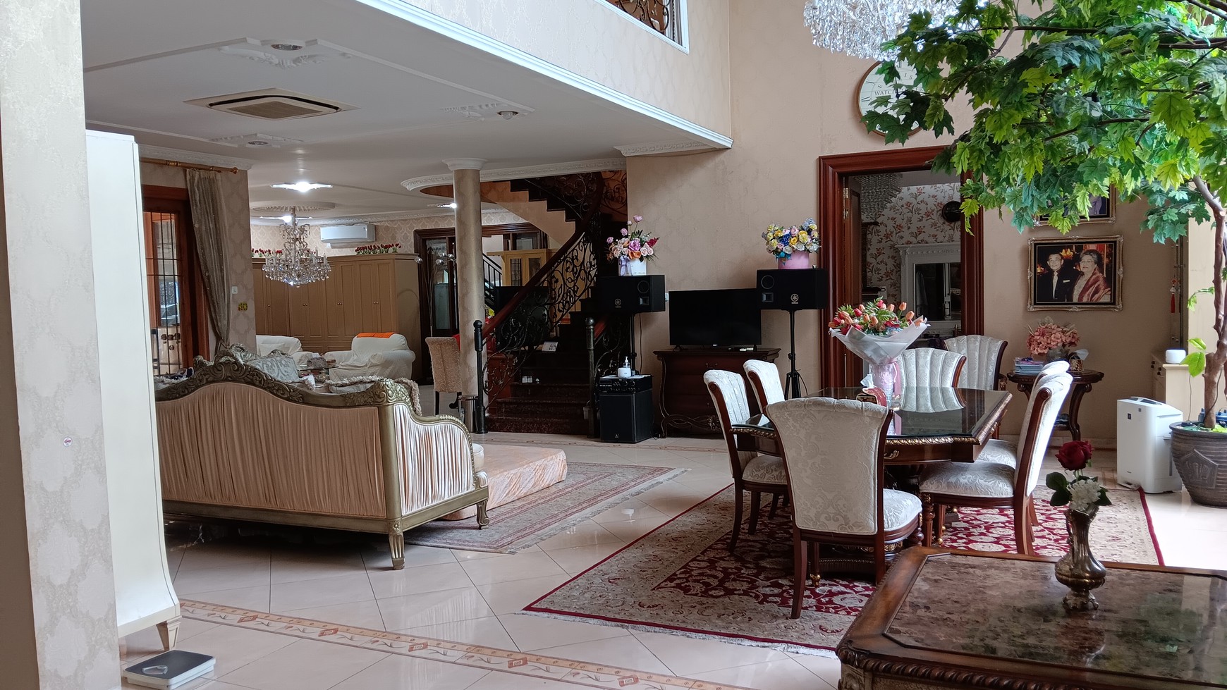 Rumah Hitung Tanah Area Cipete