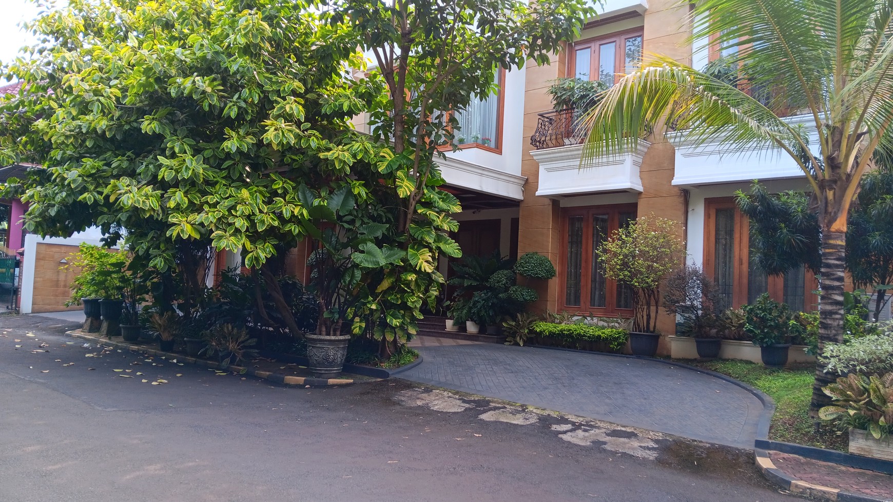 Rumah Hitung Tanah Area Cipete