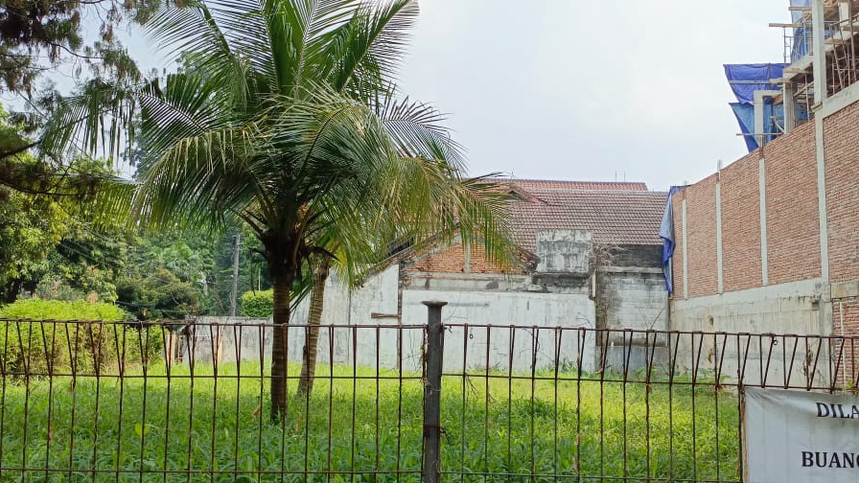 Rumah Hitung Tanah Area Cipete