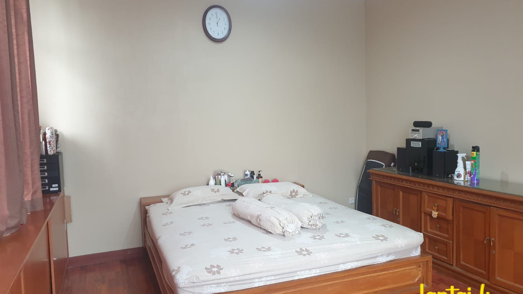 Rumah Hitung Tanah Area Cipete