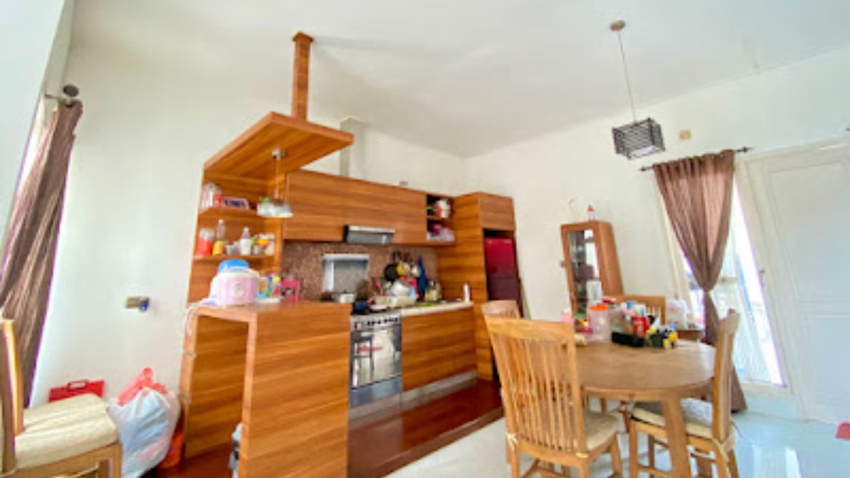 Rumah Hitung Tanah Area Cipete