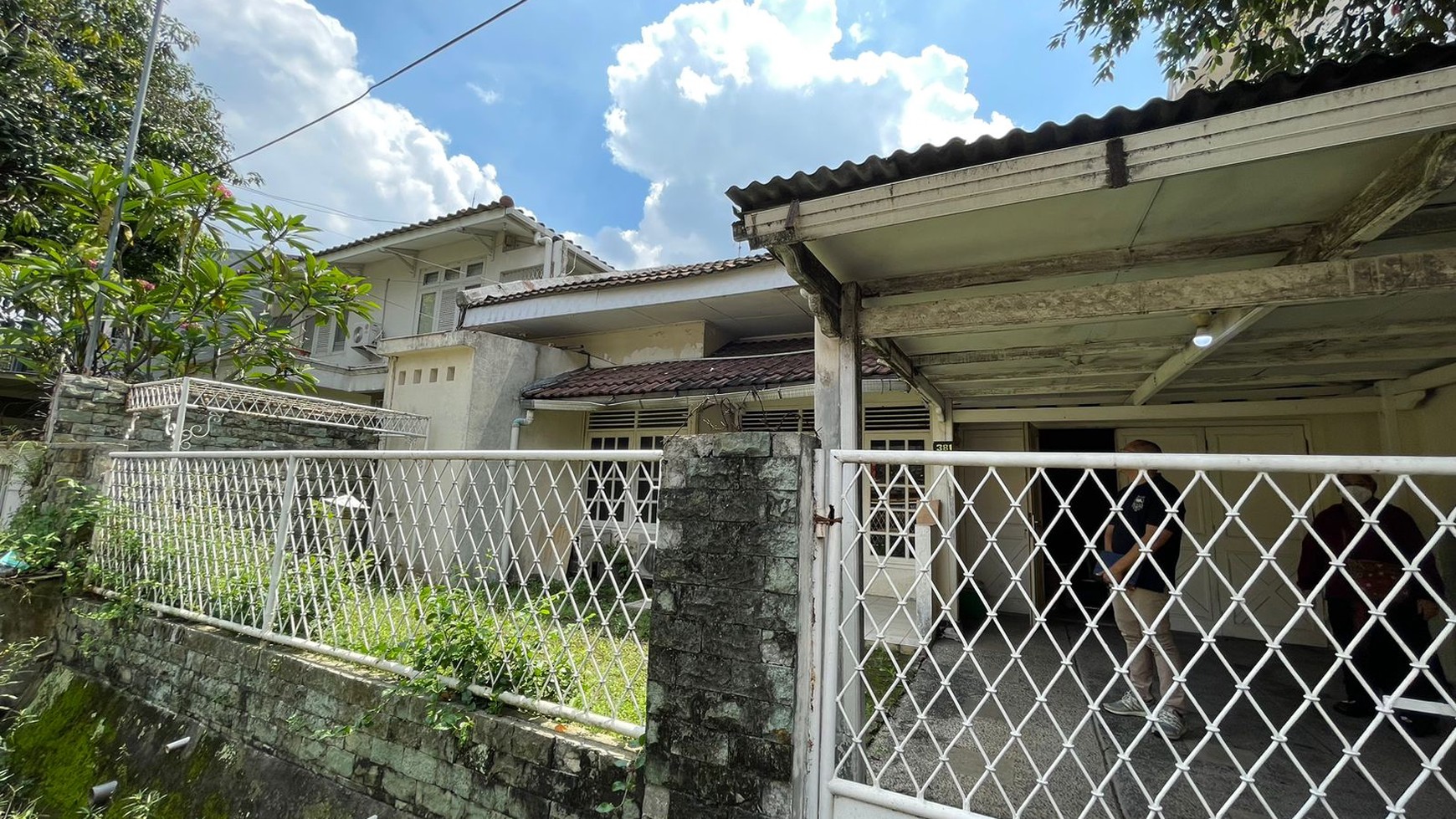 Rumah Hitung Tanah Area Cipete