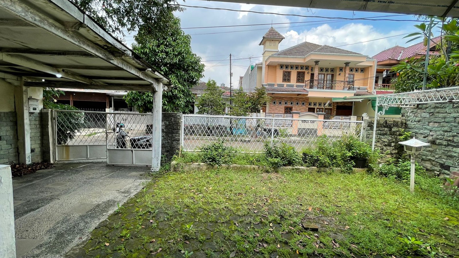 Rumah Hitung Tanah Area Cipete