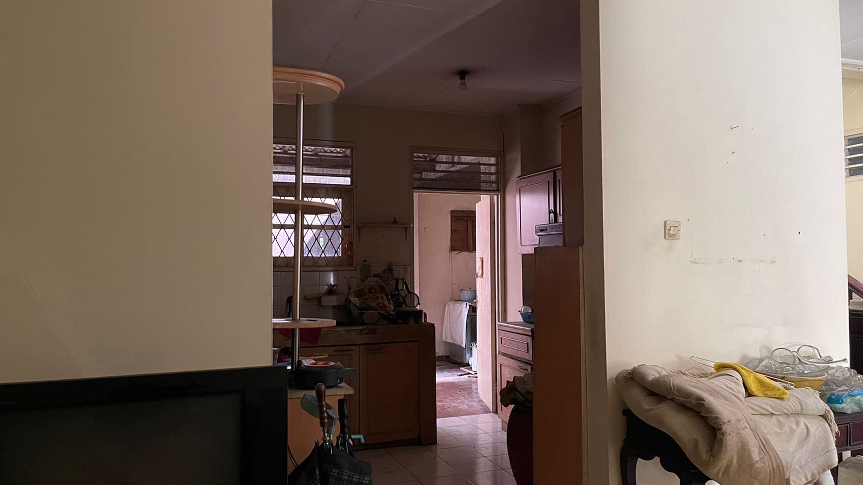 Rumah Hitung Tanah Area Cipete