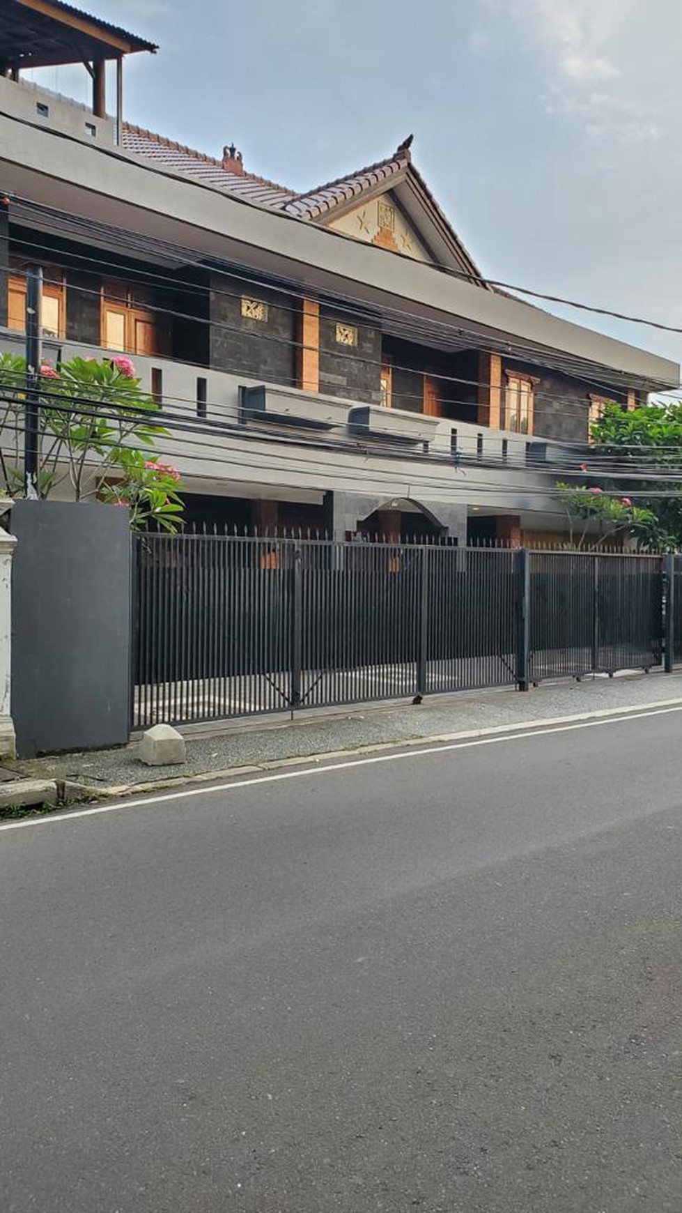 DIJUAL RUMAH JALAN TEROGONG RAYA JAKARTA SELATAN