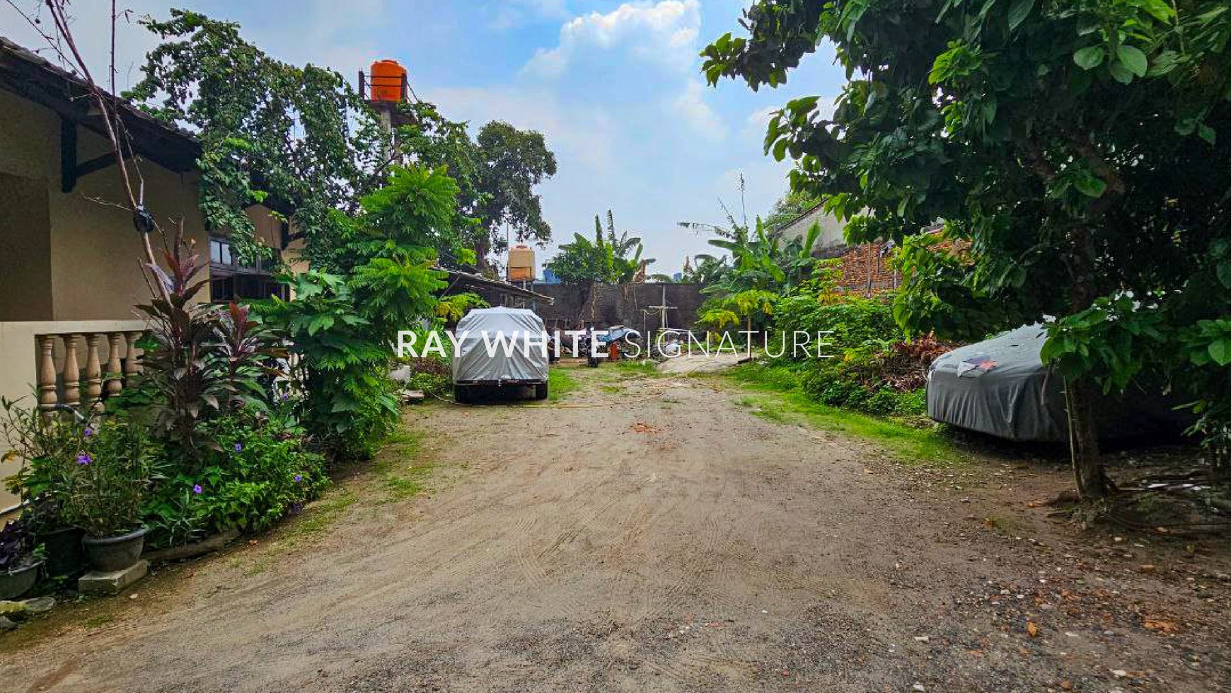 Rumah Hitung Tanah Area Cipete