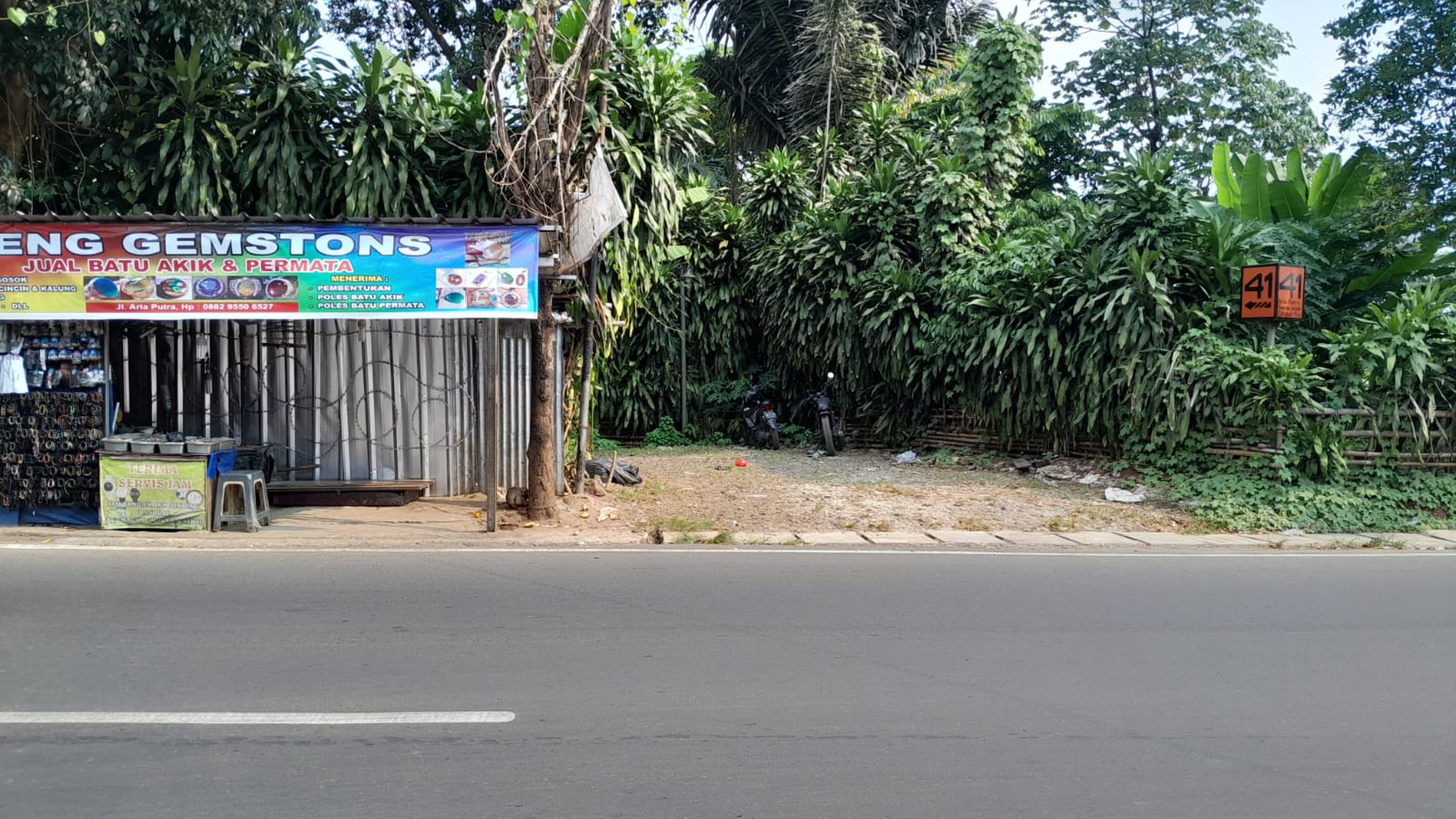 Rumah Hitung Tanah Area Cipete