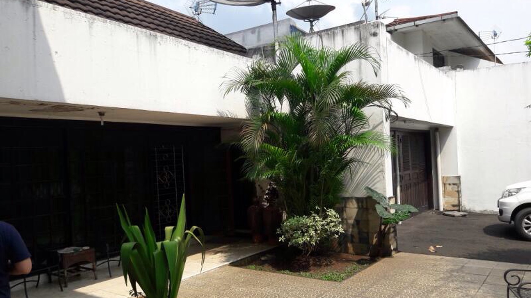 Rumah Kayu Putih Raya  Luas 700m2