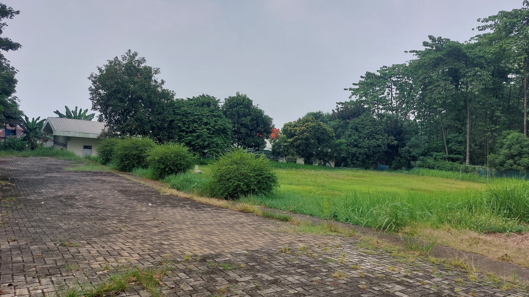 2 bangunan 1 lantai  dan tanah  di kampung sawah /Pondok Damai Cileungsi Bogor Jawa Barat 