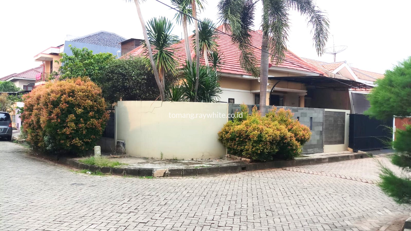 Rumah Dijual di Cipondoh