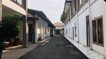 Rumah Usaha Cocok Untuk FnB Siap Huni 2 Lantai di Lebak Bulus, Jakarta Selatan