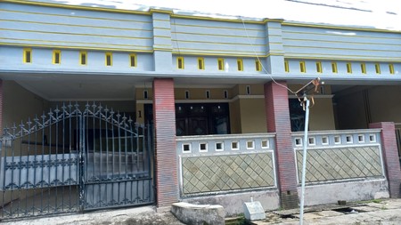 Rumah Unfurnished SHM Perum Pongangan Gresik