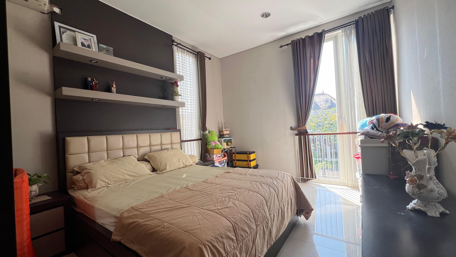 Dijual Rumah Cantik Hook Araya I Siap Huni Surabaya Timur