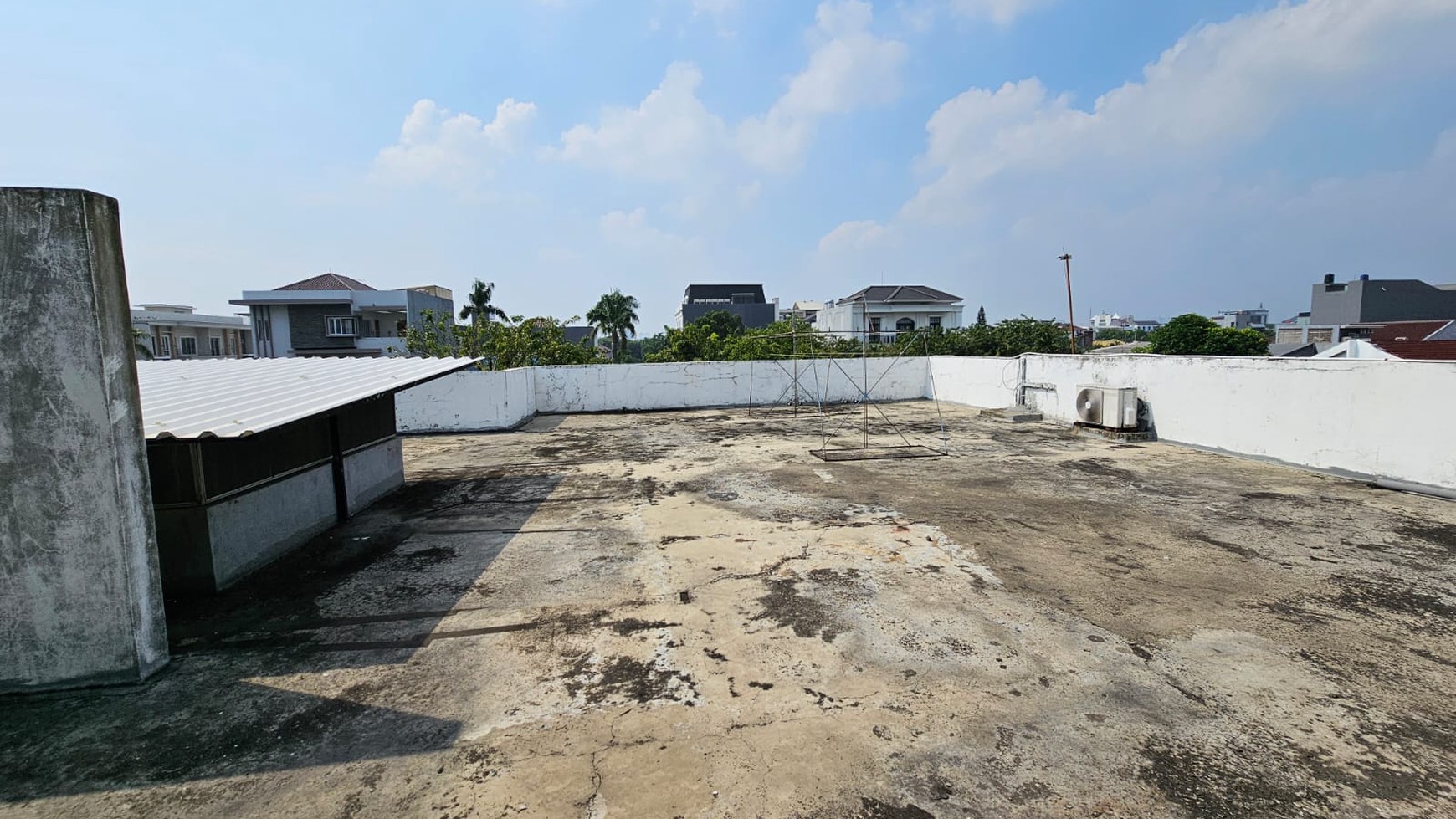 Rumah bagus siap huni 3 lantai di Muara karang, Pluit -  jakarta Utara