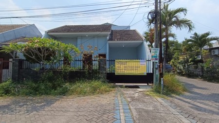 Dijual Rumah Hook di Puri Indah Pusat Kota Sidoarjo