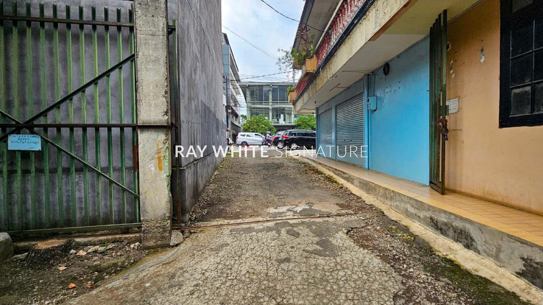 Dijual Rumah dan Ruko Cocok Untuk Usaha di Jl Ciputat Raya