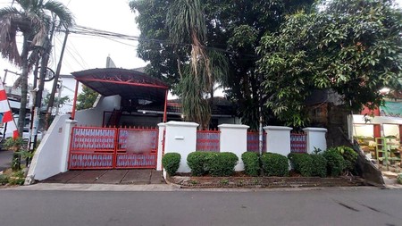 Rumah Bagus Di Jl Legoso Raya Ciputat Tangerang Selatan