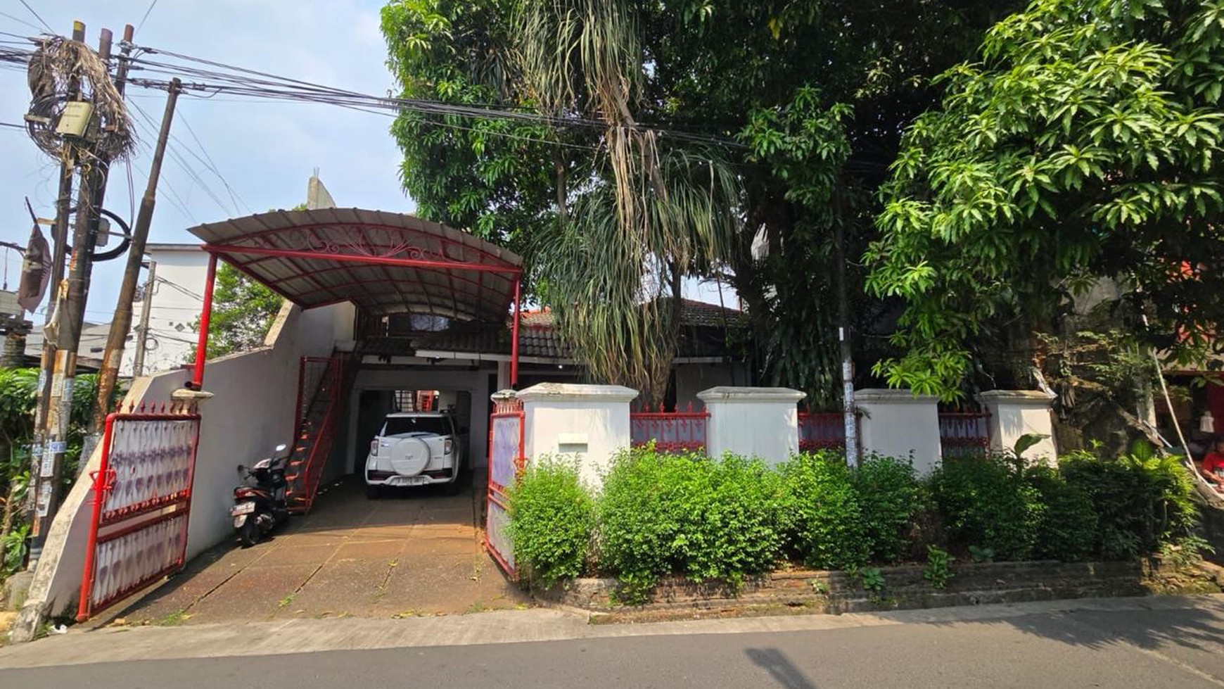 Rumah Bagus Di Jl Legoso Raya Ciputat Tangerang Selatan