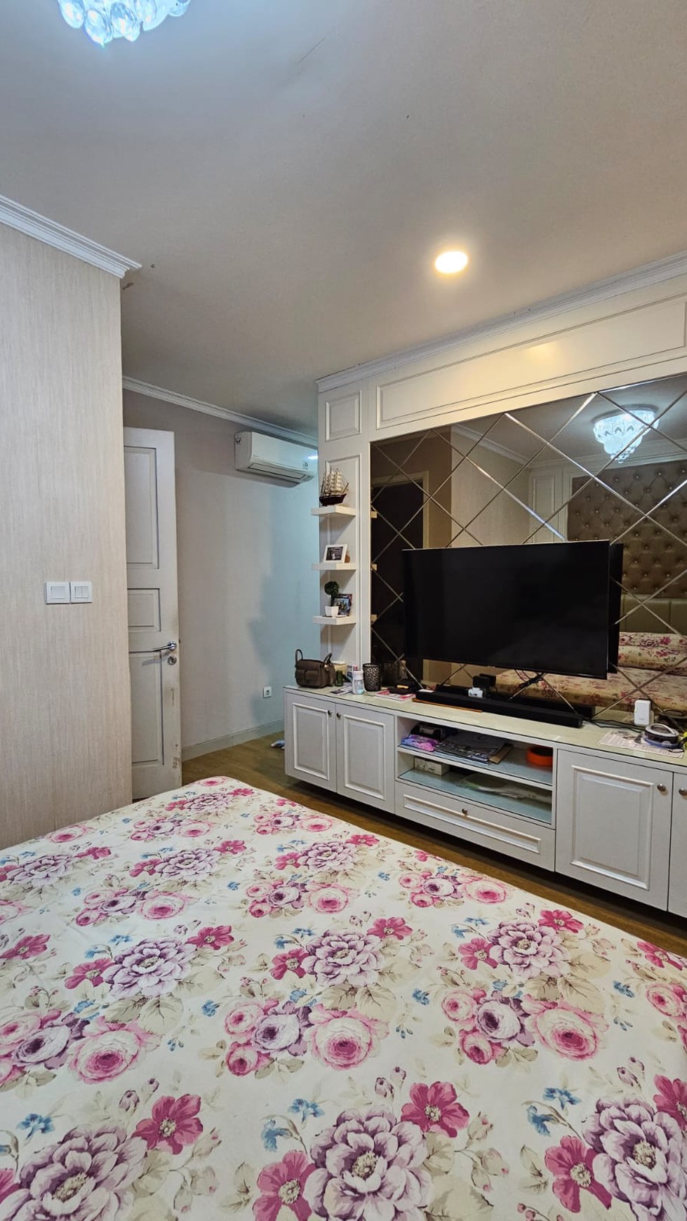 Dijual Rumah American Style Furnished Gading Serpong