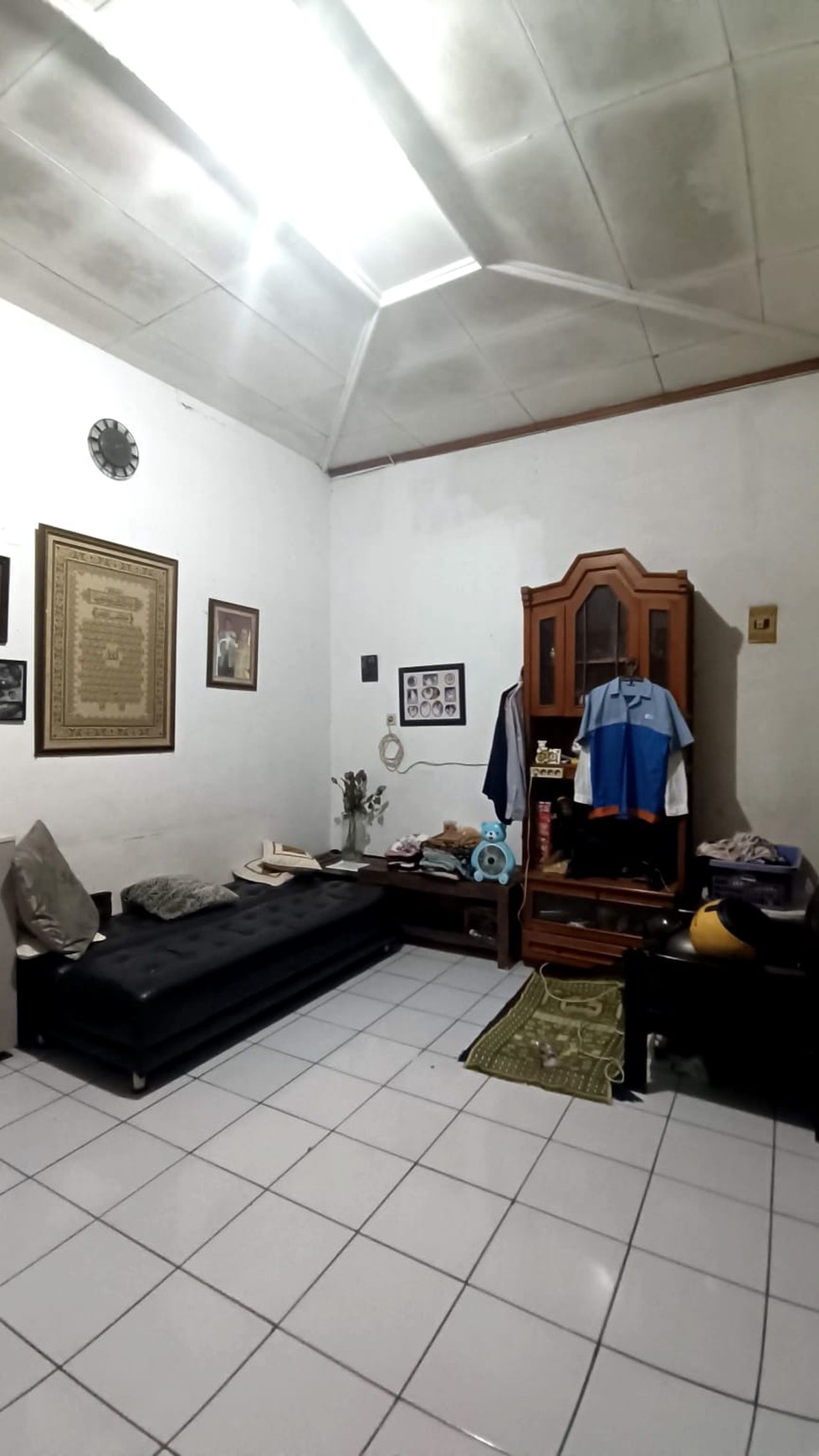 Rumah Hitung Tanah Di Jl Adyaksa Lebak Bulus Jakarta Selatan