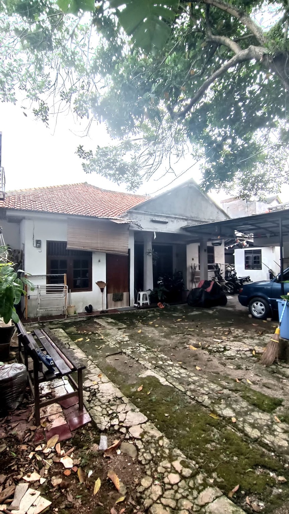 Rumah Hitung Tanah Di Jl Adyaksa Lebak Bulus Jakarta Selatan