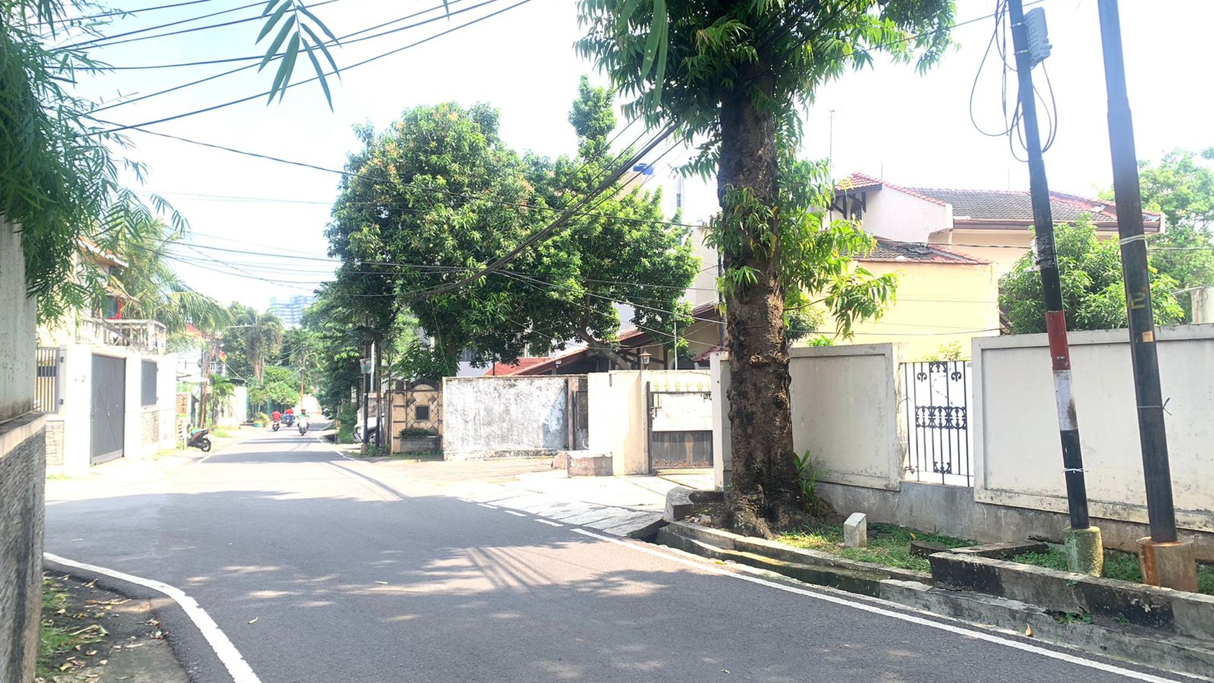 Rumah Hitung Tanah Di Jl Lebak Bulus Jakarta Selatan