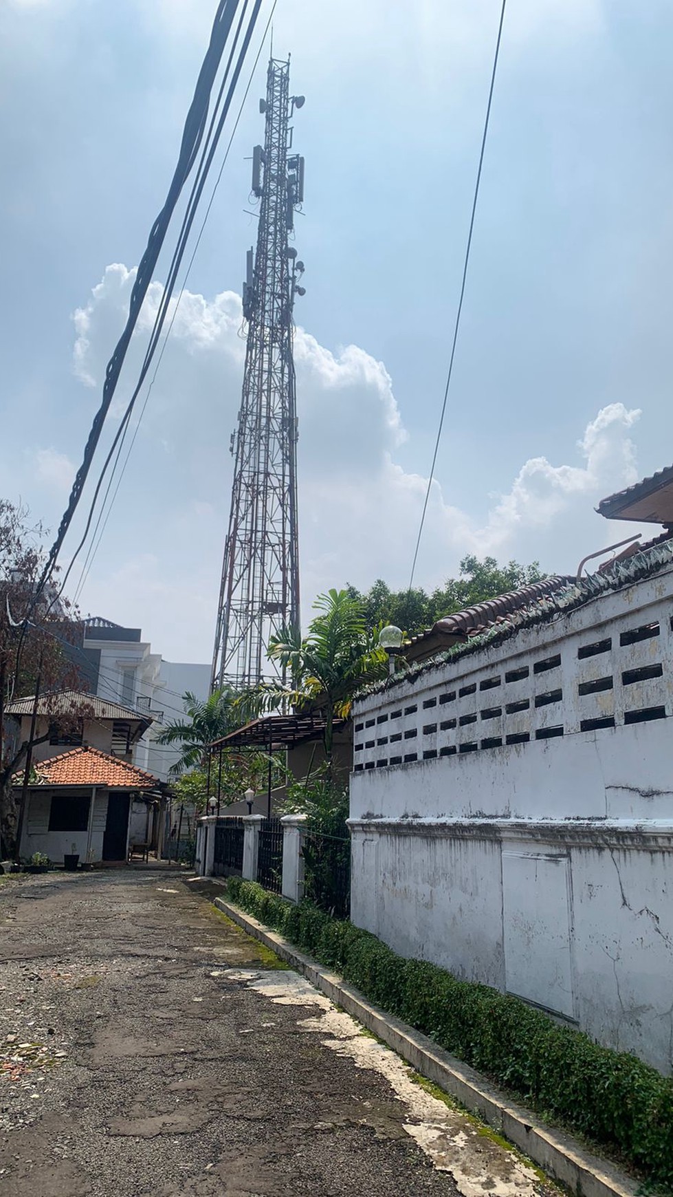 Rumah Hitung Tanah Di Jl Lebak Bulus Jakarta Selatan