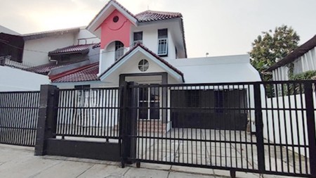 Fast Rent. Rumah besar Villa Melati Mas, Serpong