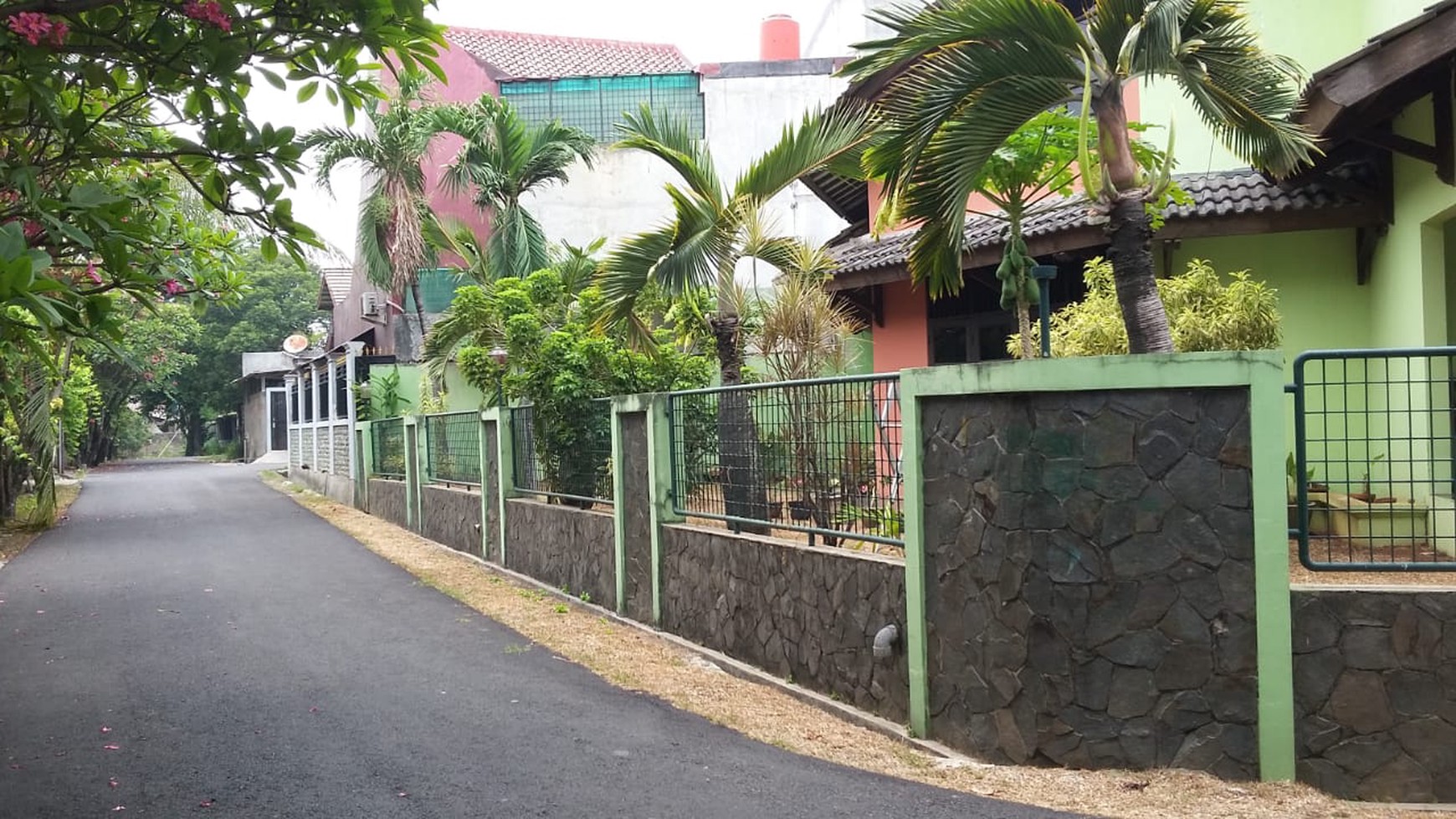 Rumah Bagus Di Jl Pulo Indah Pesanggrahan Jakarta Selatan