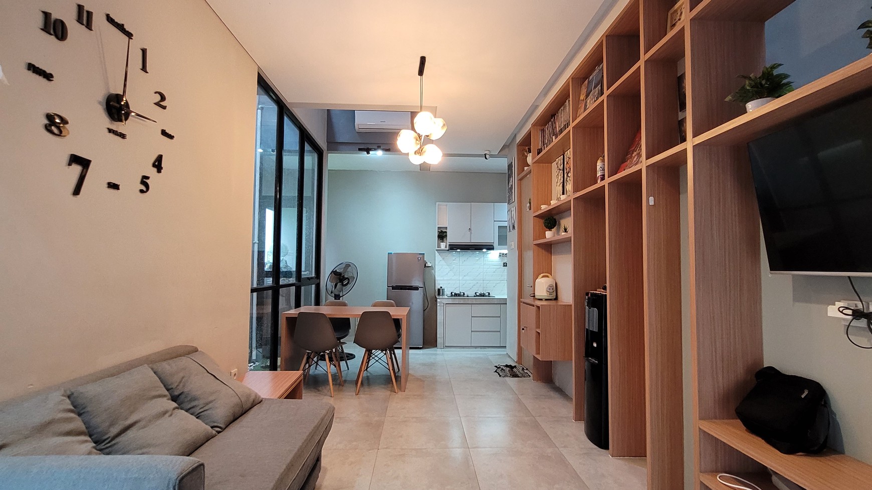 Rumah Hitung Tanah Area Cipete