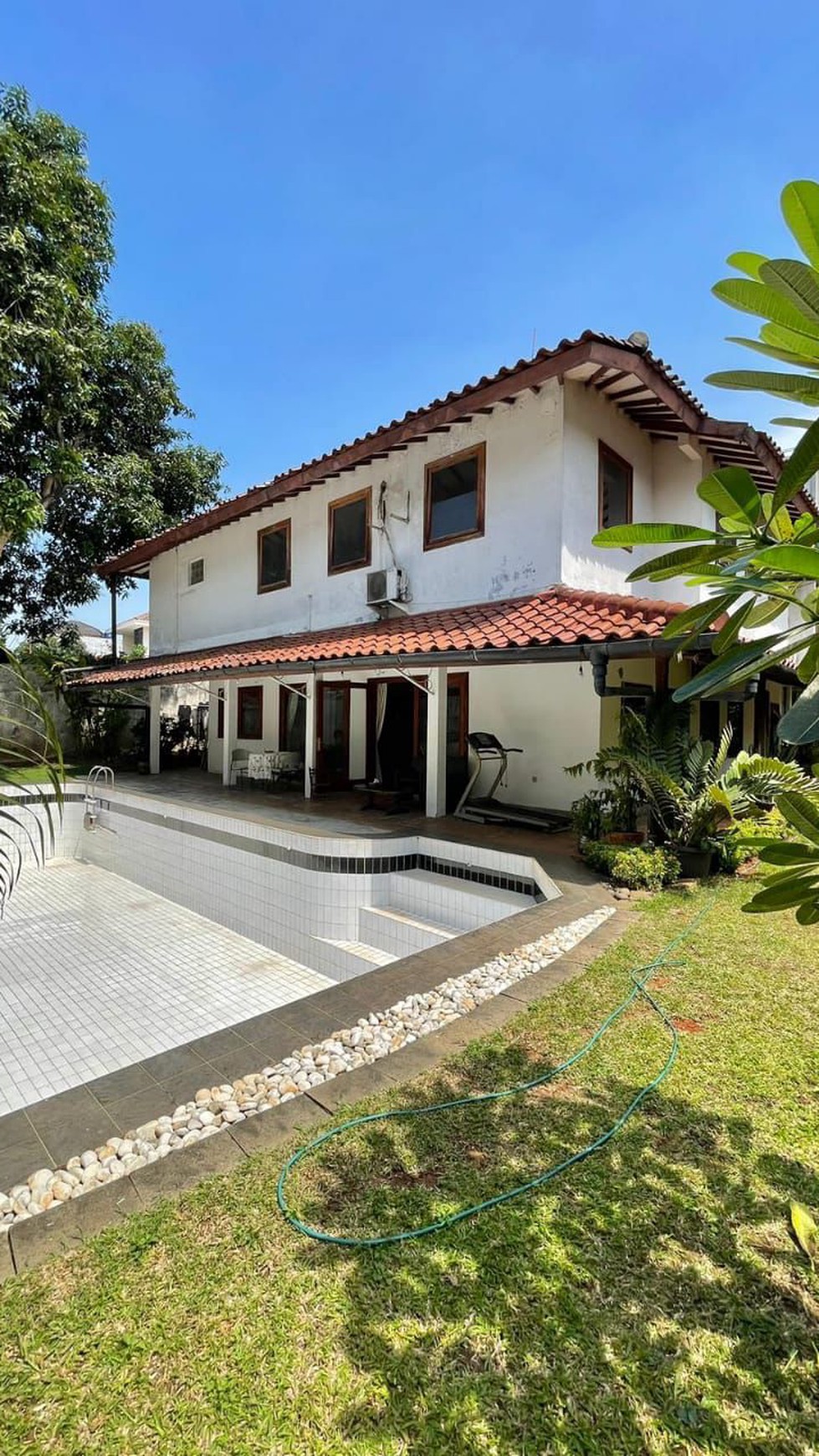 Rumah Hitung Tanah Area Cipete