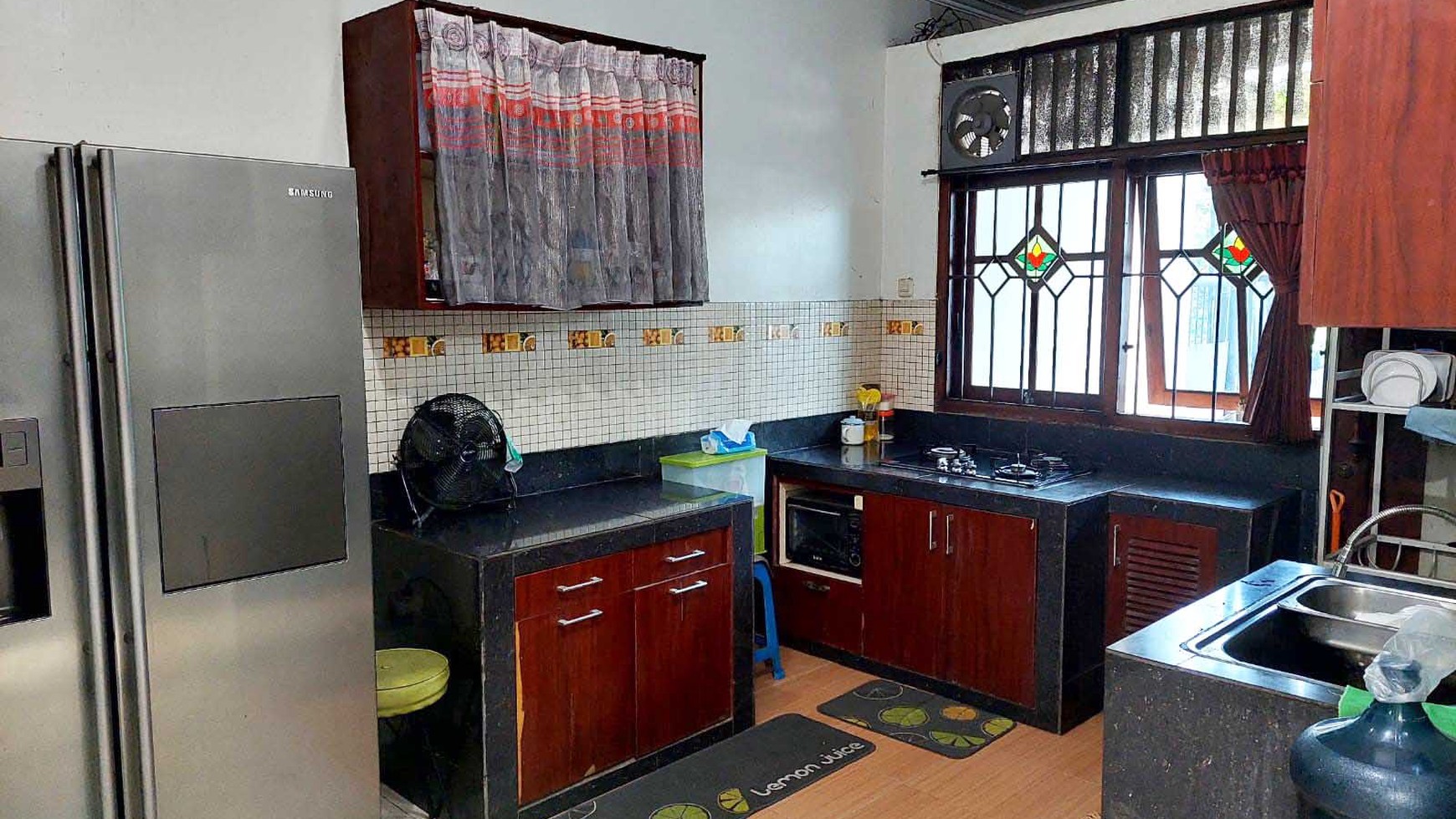 Rumah Hitung Tanah Area Cipete