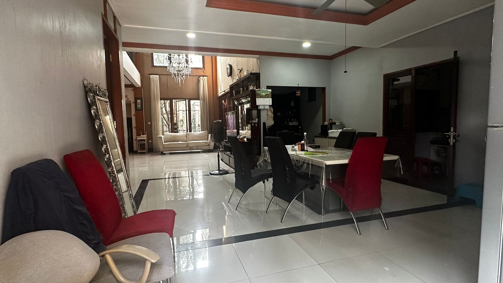 Rumah Hitung Tanah Area Cipete