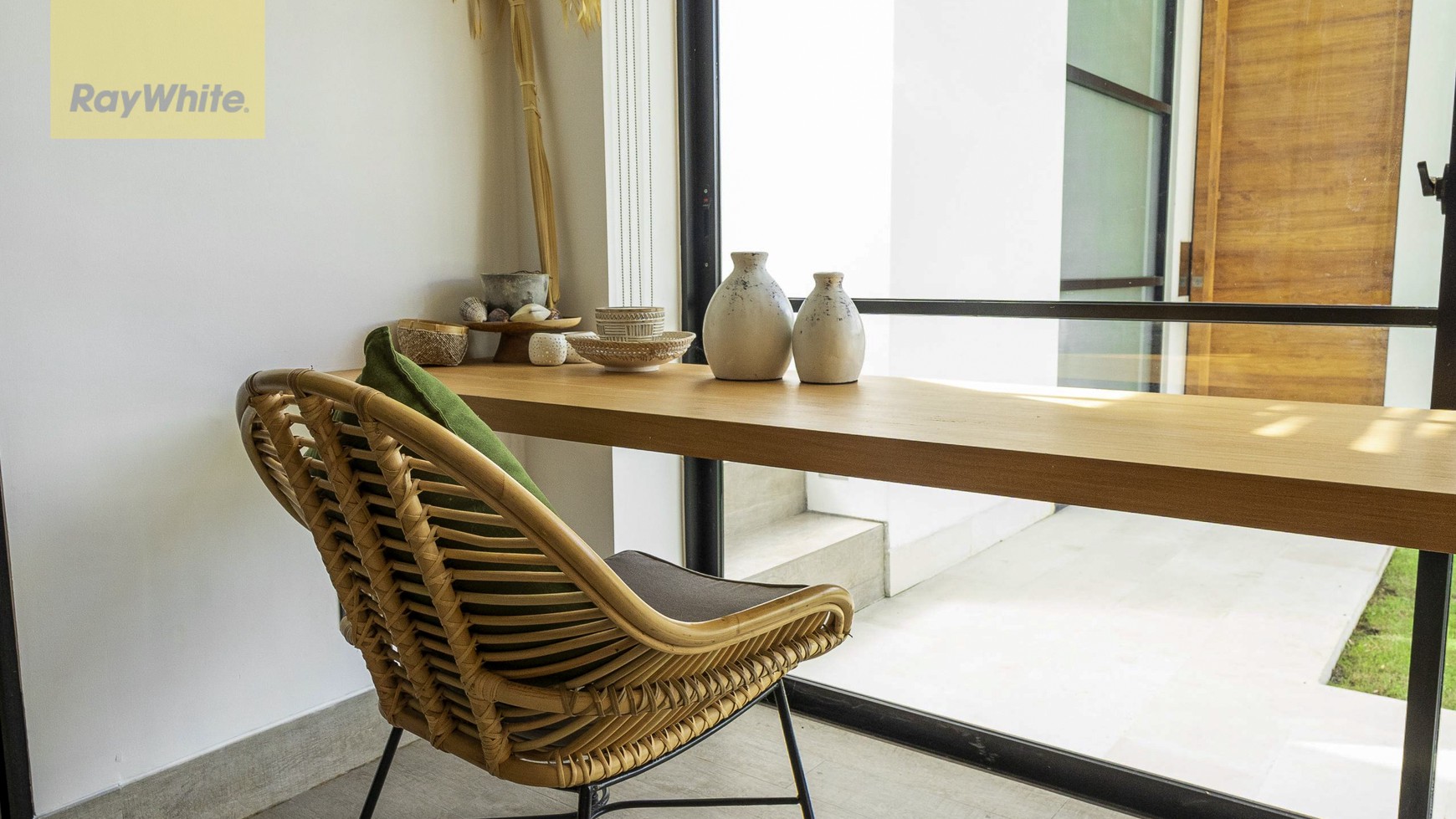 Freehold - One of a kind Design villa in great location of Canggu Bali